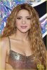 shakira-gold-dress-mtv-vmas-2023-pics-11.jpg